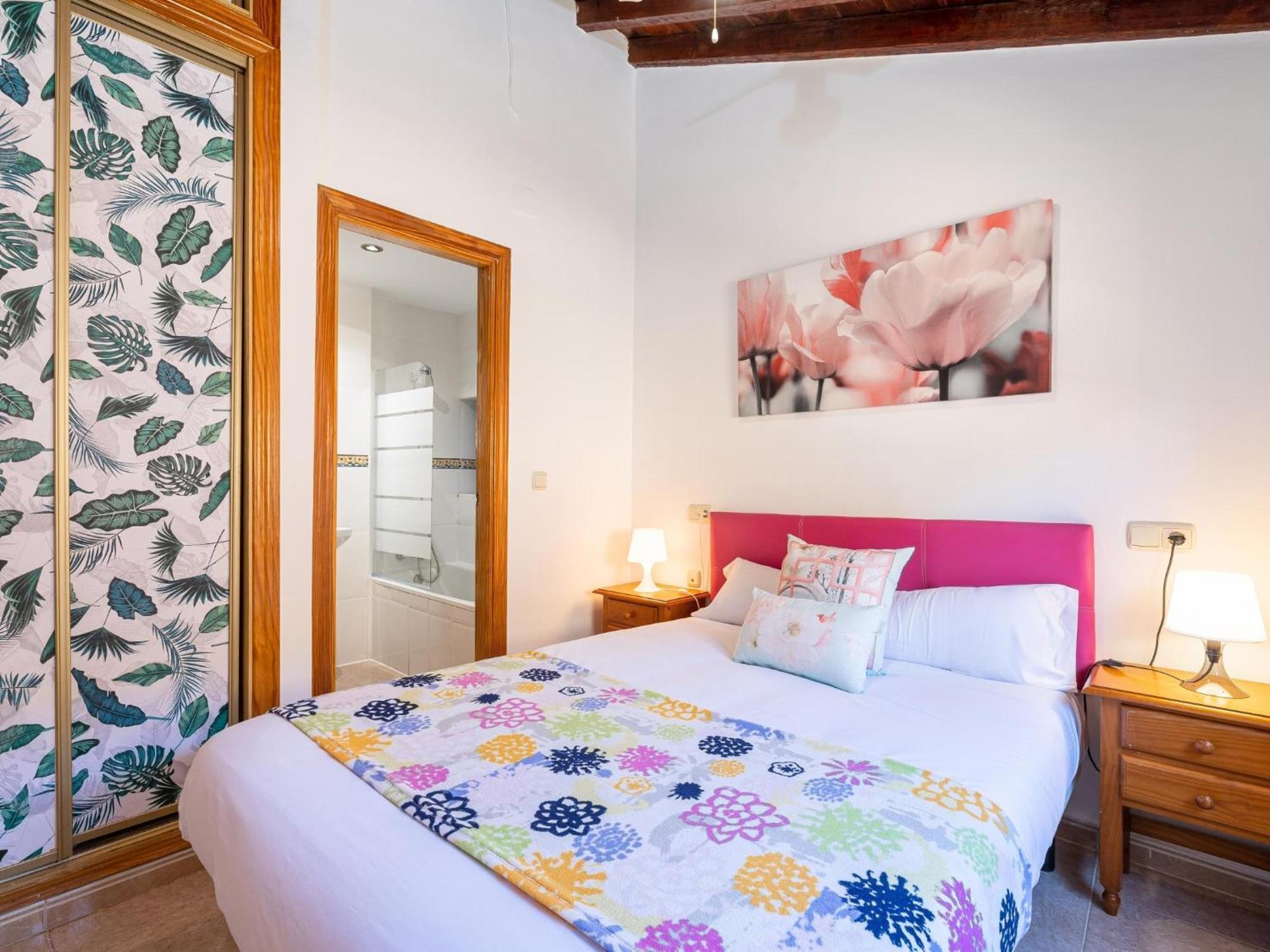 H2M Lazcano With Sunny Terrace In Old Town Malaga Zewnętrze zdjęcie