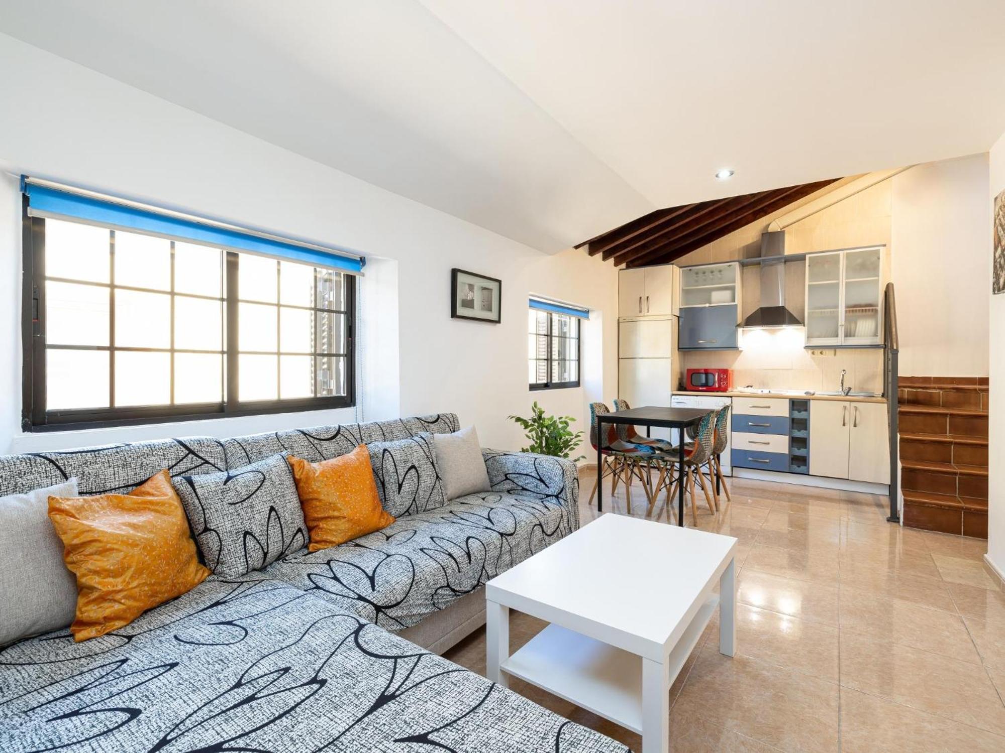 H2M Lazcano With Sunny Terrace In Old Town Malaga Zewnętrze zdjęcie